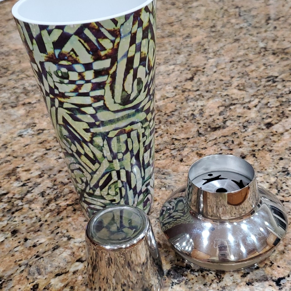 Martini Shaker - Picture 4 of 4